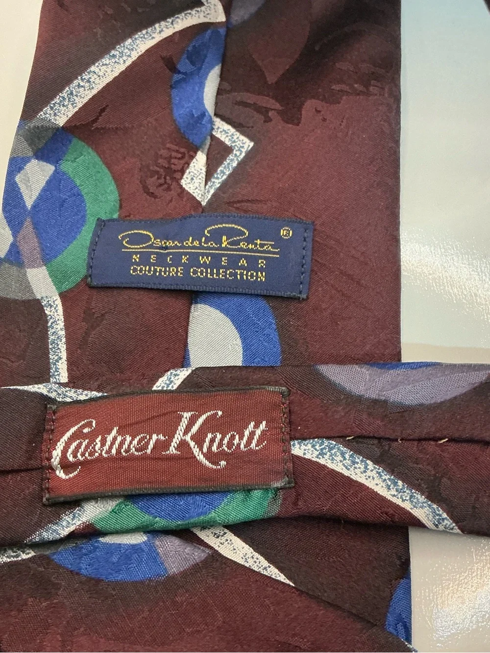 Oscar de la Renta Men’s Tie Couture Collection Abstract Geometric Maroon Blue